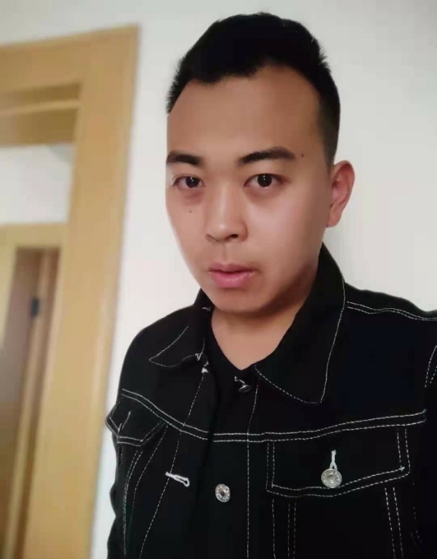 天边一丝风的第一张照片--中卫闪婚服务中心